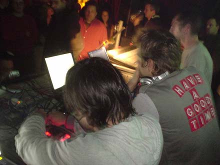 funkstorung vs eavesdropper live